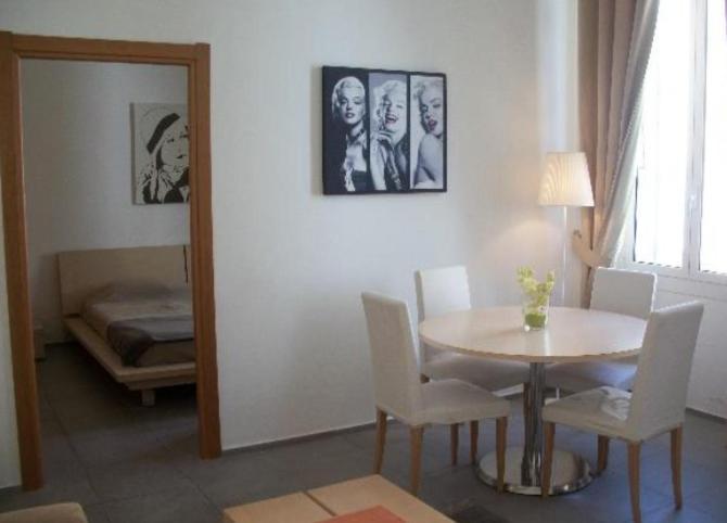 Apartment Centre Mace